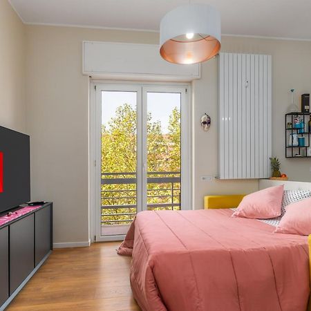 Maiolica Apartment - Free Parking And Great Connection To Linate And Duomo Milan Bagian luar foto