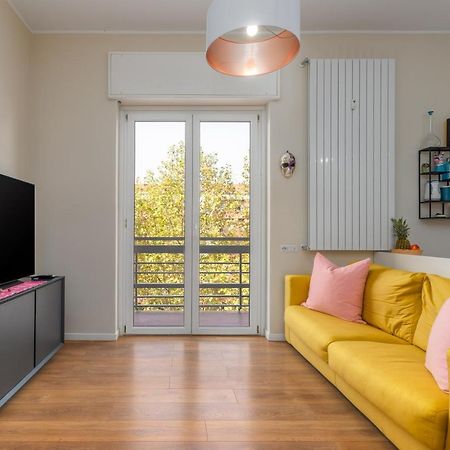 Maiolica Apartment - Free Parking And Great Connection To Linate And Duomo Milan Bagian luar foto