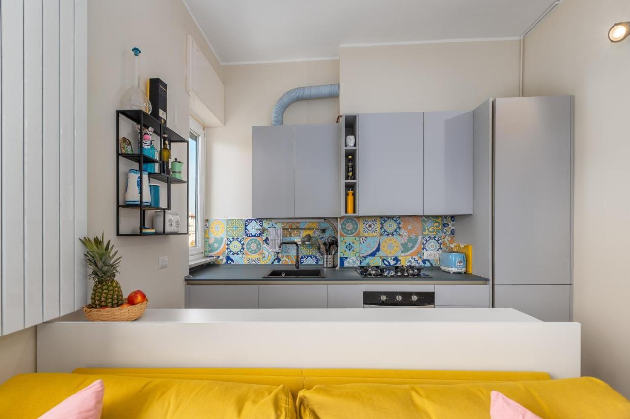 Maiolica Apartment - Free Parking And Great Connection To Linate And Duomo Milan Bagian luar foto