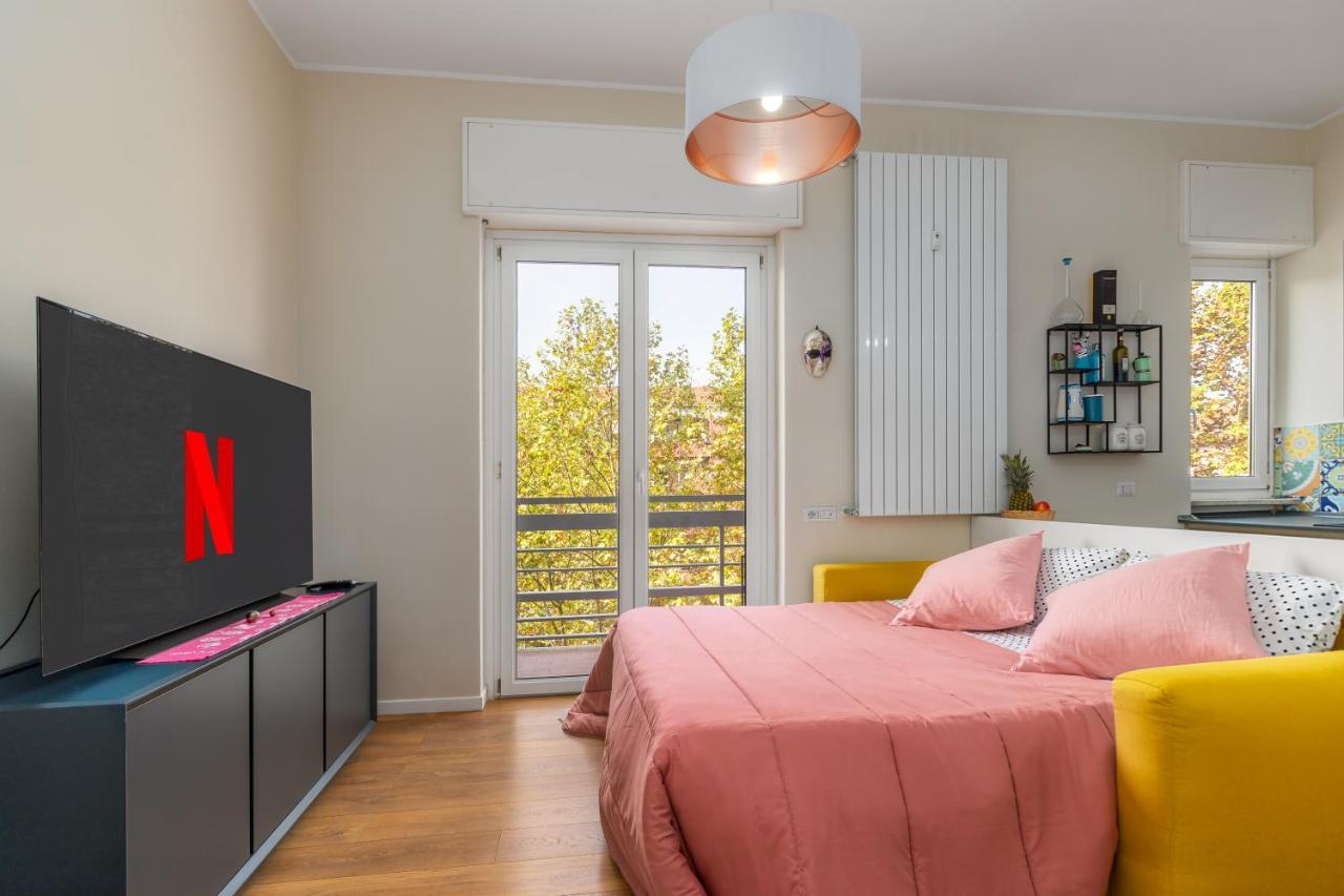 Maiolica Apartment - Free Parking And Great Connection To Linate And Duomo Milan Bagian luar foto